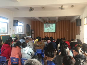 玩出色彩，玩出創意——富盛鎮中心幼兒園承辦區級創意美術教研活動